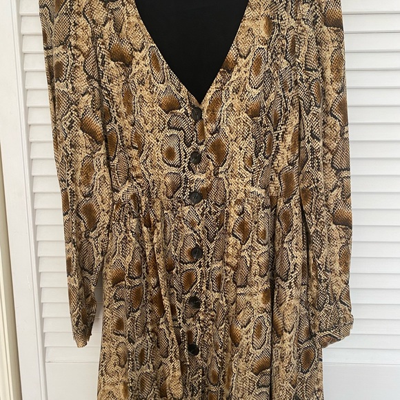 Zara snakeskin print mini dress long sleeves - Picture 4 of 6
